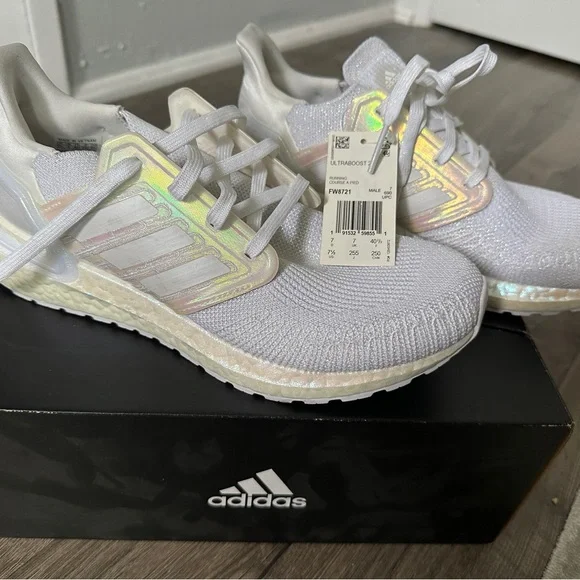 adidas gazelle silver green womens Tie-Dye Breeze Adidas Ultraboost Football